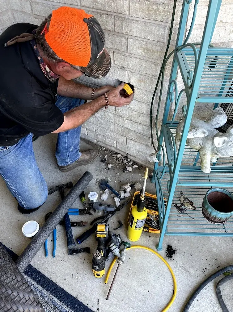 Tankless water heater installation in a Round Rock home